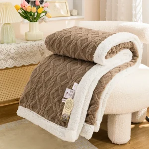 Calda lana Sherpa Coperte spesse Soffice morbido corallo in pile Copriletto sul letto Singolo Doppio Inverno Peluche Coraline Furry Throw 1