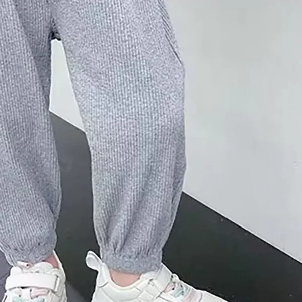 Pantaloni da jogging per ragazze durevoli e morbidi con pantaloni ricamati in cartone animato, ideali per l'abbigliamento quotidiano e le attività sportive, pantaloni per bambini 6