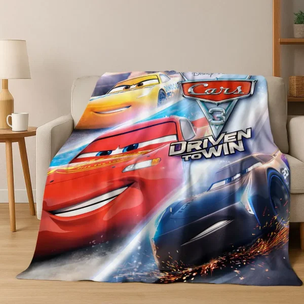 Cars McQueen Racing Car Cartoon Coperta di flanella per bambini Coperta morbida e calda per camera da letto Soggiorno Letto Viaggio Campeggio Picnic Regalo 6