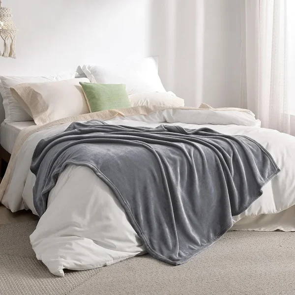 1pc Coperta in pile di corallo Coperta grigia semplice Coperta morbida e calda Coperta per pisolino per divano letto Viaggio di campeggio Ufficio Cane da compagnia 4