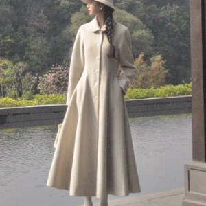 Lautaro Cappotto invernale lungo in lana e misto lana per donna Chic Luxury Elegante abbigliamento da donna di alta qualità Cappotto di lana con gonna 2024 1