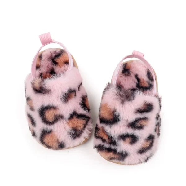 Pantofole morbide con punta in peluche per bambini invernali Primavera e autunno Scarpe da passeggio per interni per ragazzi e ragazze Scarpe da neonato per bambini con punta leopardata alla moda 6