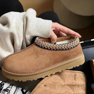 Pantofole invernali da donna e da uomo in pelle scamosciata Pantofole in pelliccia di Tasman in vera pelle Scarpe Tazz unisex Ultra Mini Ragazze Ragazzo Stivale caldo Breve peluche 1