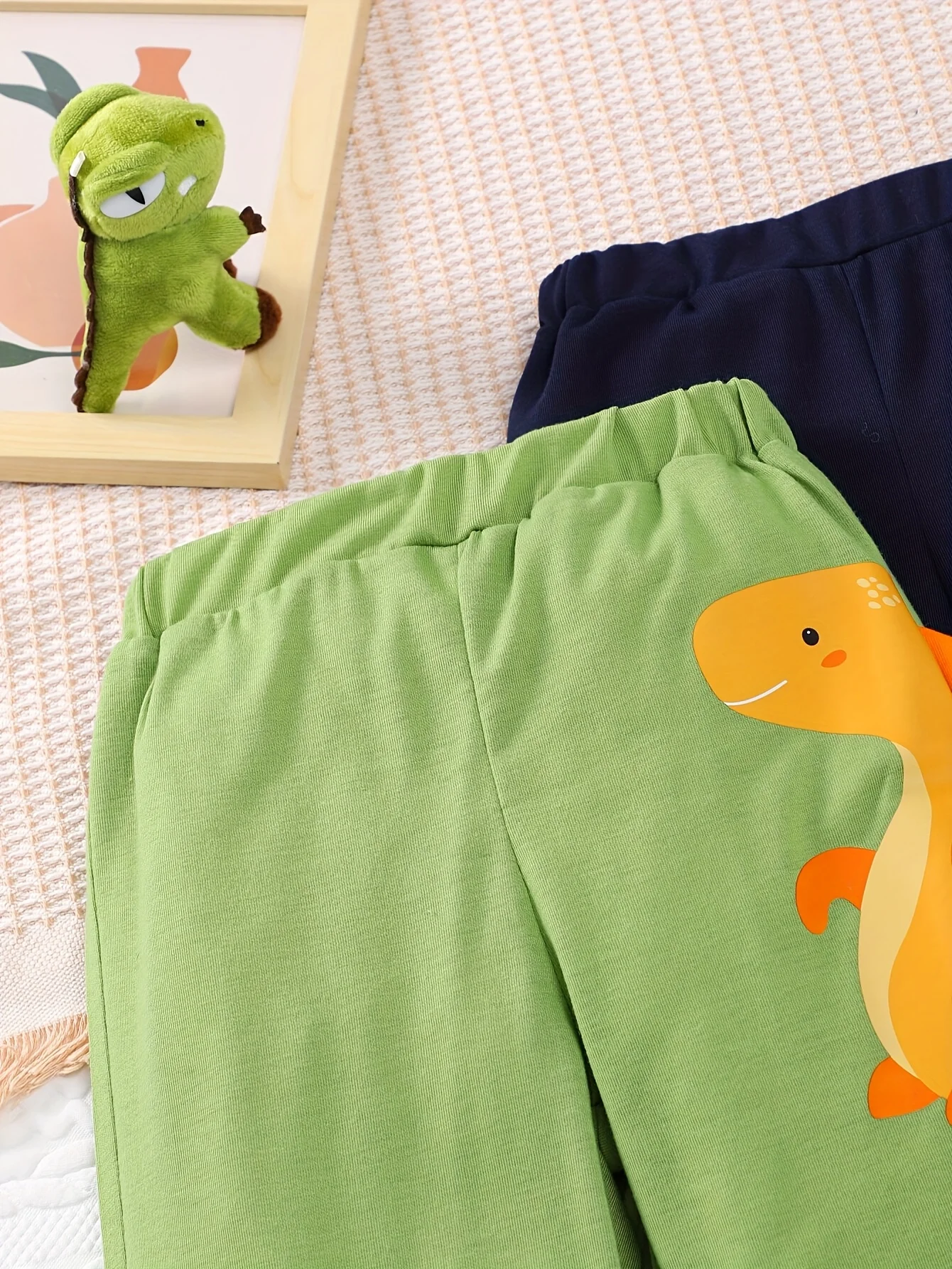 Pantaloni sportivi casual da 3 paia primaverili e autunnali per ragazzi Pantaloni lunghi comodi e morbidi in tinta unita con stampe di dinosauri 4