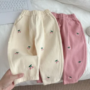 Pantaloni per ragazze primavera e autunno nuovi pantaloni casual beige per bambini occidentali pantaloni per ragazze in cotone moda 1