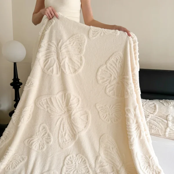 Lussuosa coperta jacquard con farfalla in chiffon, scialle morbido e accogliente in flanella, perfetta per divano o letto 1