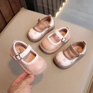 Primavera autunno bambini scarpe in pelle Toddler girl's Mary Janes Flower ricama Shallow Sweet Children scarpe singole Hook-loop Comfy 1