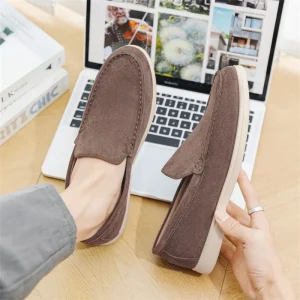 2025 Mocassini classici da uomo |   Scarpe basse in pelle scamosciata alla moda con design a punta tonda |   Comode scarpe slip-on pigre 1