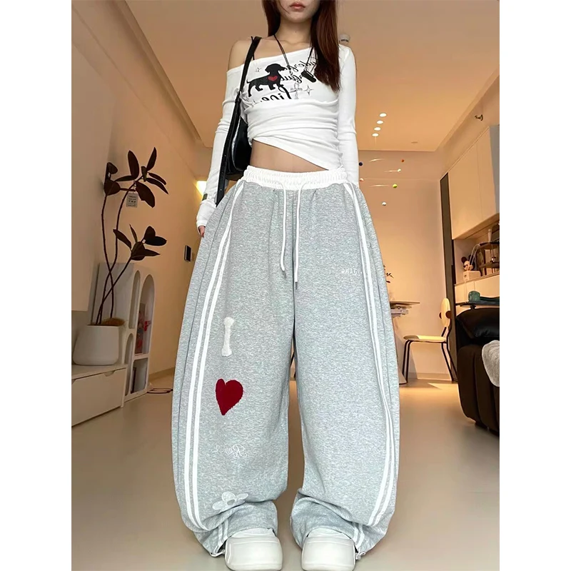 Pantaloni sportivi da donna con ricamo grigio con stella larga Pantaloni sportivi con fascia elastica Harajuku Pantaloni vintage Y2k stile giapponese anni 2000 2
