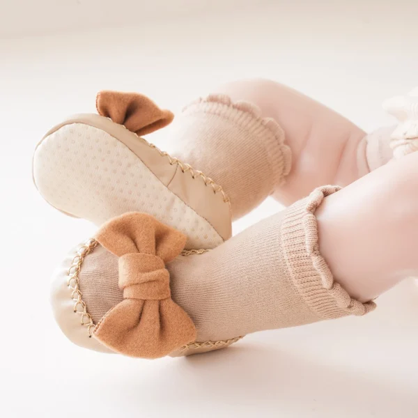 Pudcoco Scarpe per calzini da bambina per neonati, calzini con fiocco carino Calzini antiscivolo Calzini da pavimento morbidi e leggeri 3