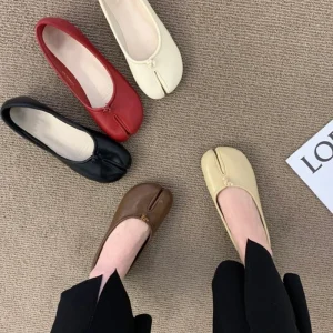 Ballerine Tabi da donna in morbida pelle con punta divisa primavera autunno comode mocassini pigri da passeggio scarpe da ballo casual per ragazze 1