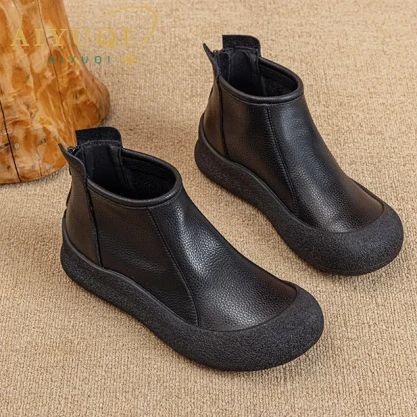 AIYUQI Stivaletti da donna Retro 2025 Autunno Nuovi stivaletti da donna piatti in vera pelle Punta rotonda Casual Scarpe da donna di grandi dimensioni Stivali 2