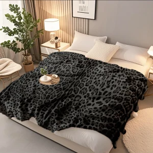 Accogliente coperta morbida in flanella Pelle con stampa leopardata nera Copriletto trapuntato scandinavo con durevole anti-pilling 1