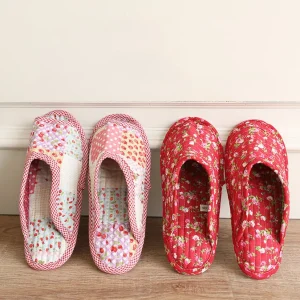 Pantofole da casa nuove da donna pantofole antiscivolo floreali in cotone con suola morbida scarpe da pavimento interne Unisex pantofole da donna piatte casa 1