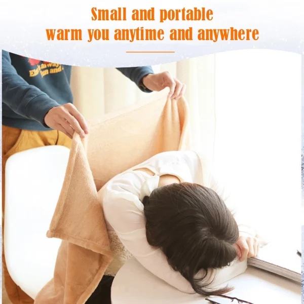 Comode coperte di velluto. Le coperte in morbido velluto sono utilizzate in camera da letto, soggiorno e divano in inverno 4