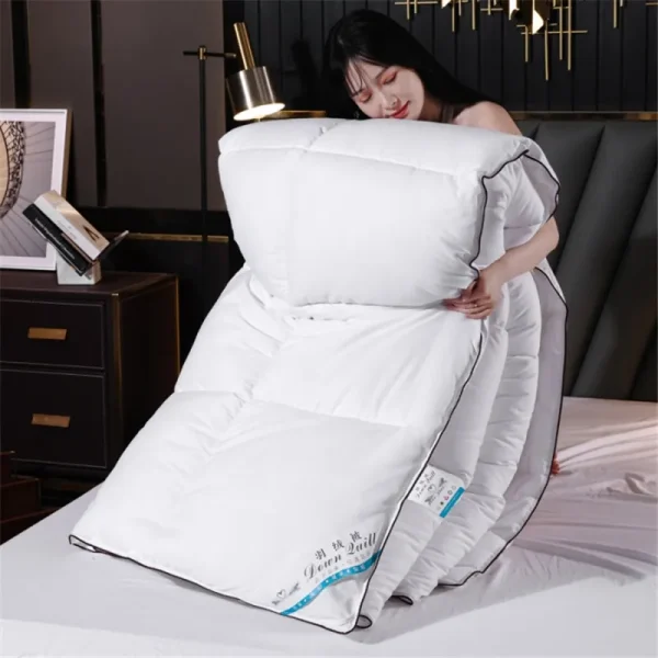 Trapunta invernale in piuma d'oca imitazione Piumino per hotel a cinque stelle Coperta trapuntata trapuntata super morbida e soffice per l'autunno primaverile 6