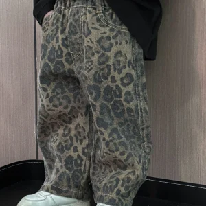 Pantaloni autunnali per bambini Jeans con stampa leopardata da ragazzo Abbigliamento coreano per bambini Pantaloni larghi casual e alla moda belli per bambini 1