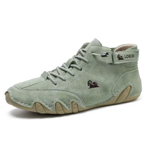 Scarpe da uomo in vera pelle stivaletti 2024 Sneakers da uomo scarpe Casual stringate leggere all'aperto mocassini alla moda stivali caldi invernali 1