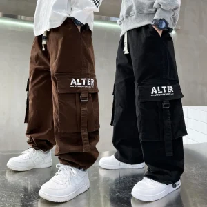 Tweens di lusso Pantaloni cargo marroni freddi per bambini con tasca laterale per ragazzo Pantaloni sportivi con coulisse vestibilità ampia Pantaloni sportivi Hiphop per bambini 1