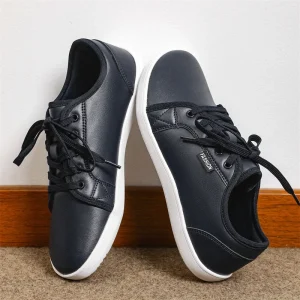 Scarpe da uomo Nuovo 2024 Appartamenti da passeggio Scarpe casual in pelle da uomo Scarpe a punta larga a piedi nudi Scarpe da ginnastica casual con punta larga di grandi dimensioni 46 47 1