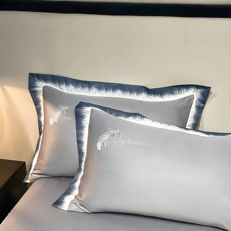 Coperta estiva ricamata in piuma di fascia alta confortevole può dormire condizionatore d'aria nudo trapunta Queen lavabile in lavatrice piumino sottile 4