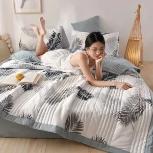 Trapunte in cotone lavato di alta qualità Primavera Estate Trapunte sottile Bambini Coperta morbida per adulti Copriletto con stampa di foglie sul letto 1