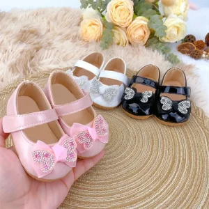 Scarpe casual Mary Jane con decorazione bowknot con strass carini per neonate, scarpe da passeggio leggere e antiscivolo per la primavera e l'autunno 1