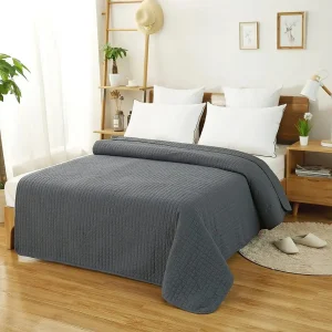 1PC Morbido 220*240 cm/240*260 cm Poliestere Copriletto trapuntato Piumino Letto leggero Lancio del modello di controllo Casa 1