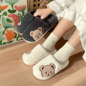 Pantofole di peluche orso per donna uomo moda Kawaii soffici pantofole invernali calde amanti cartone animato orsacchiotto scarpe da casa TG03 1
