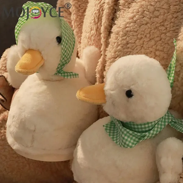 Pantofole in peluche con anatra Pantofole da interno sfocate Pantofole termiche piatte antiscivolo Comode pantofole con animali dei cartoni animati per l'autunno inverno 4