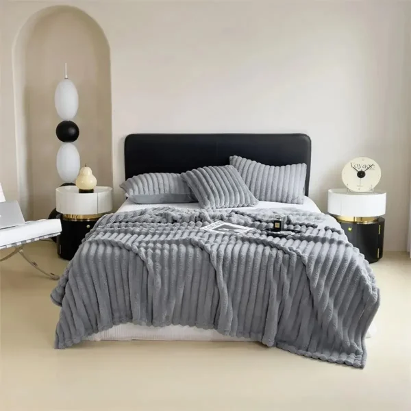 Coperta da letto calda autunnale in velluto imitazione coniglio o coperta e federa Coperte da divano invernali morbide e calde per coperte da lancio 2