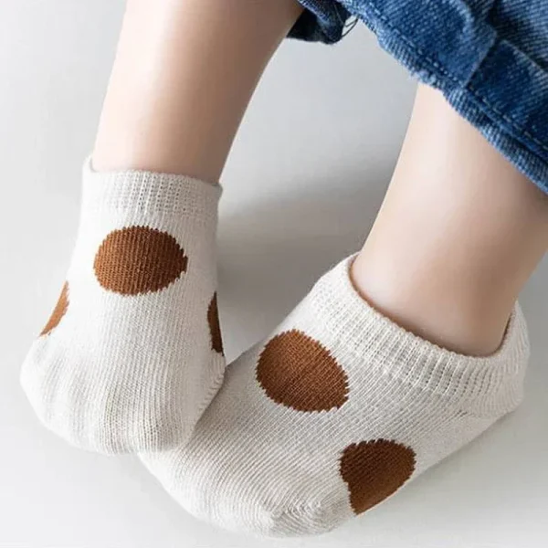 Nuovi calzini coreani per animali simpatici cartoni animati Calzini da pavimento per bambini Calzini corti in silicone antiscivolo per ragazzi Ragazze Calzini per neonati appena nati 2
