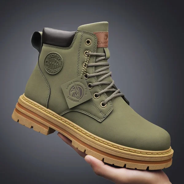 Stivali da equitazione Stivali da passeggio per uomo Stivali da esterno Marchi di lusso Stivaletti da uomo invernali Nuove scarpe casual alte dal design classico 2