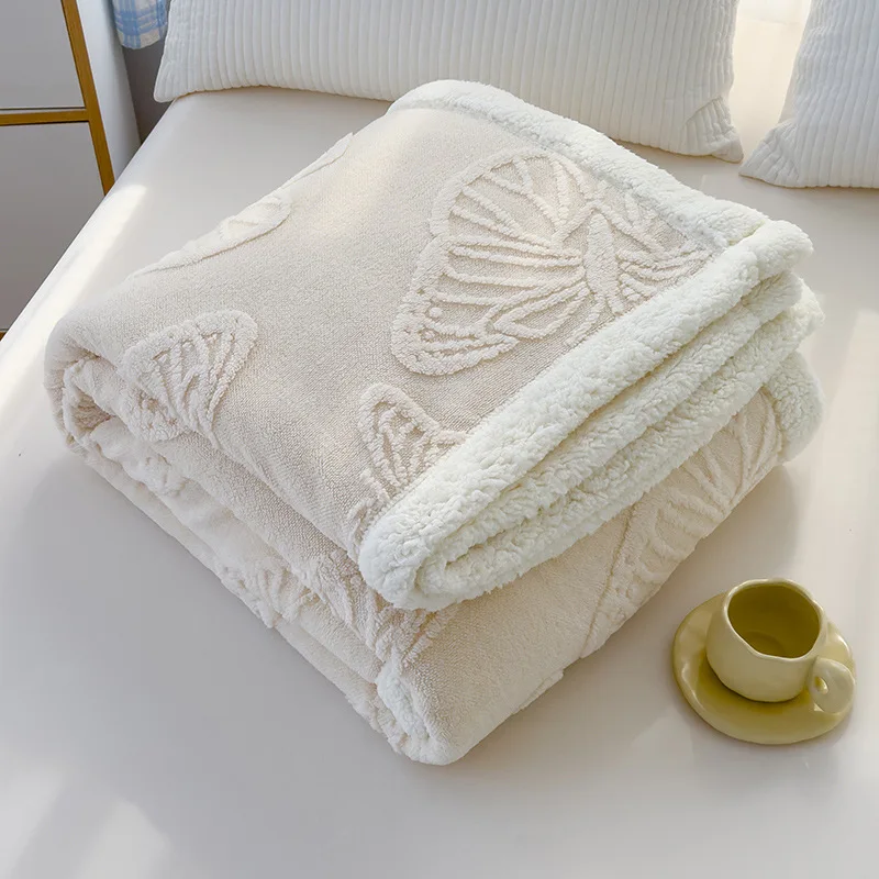 Coperta in pile jacquard Taf a farfalla con squisita farfalla 3D Coperte autunnali in finta lana d'agnello calda e spessa per divano letto 3