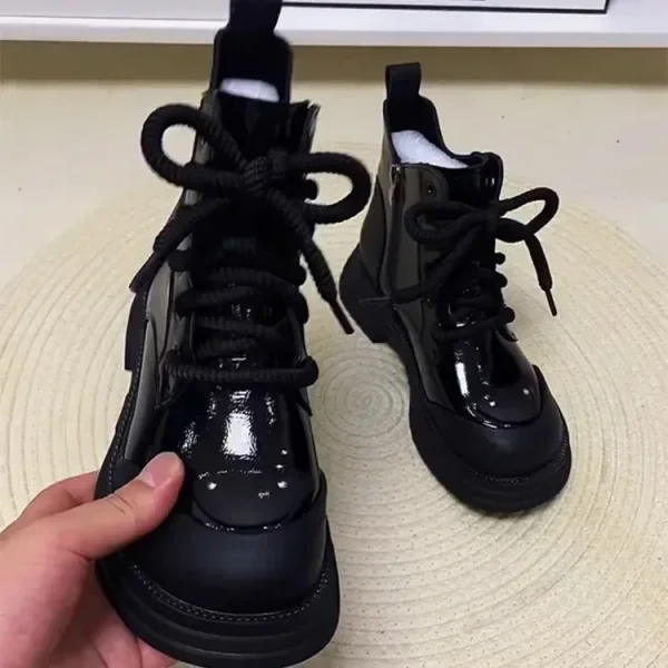 2024 inverno nuovi stivali da donna scarpe in cotone moda stile britannico con suola spessa e stivali corti spessi stivali di cotone scarpe da donna 4