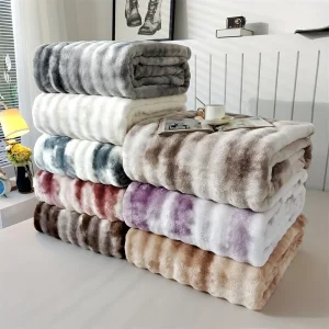 Lussuosa coperta da letto in pelliccia di coniglio sintetica: morbida, spessa e calda per tutte le stagioni, versatile per divano, scialle, viaggi e regali 1