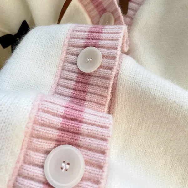 Giacca maglione con fiocco autunno/inverno da donna ampia 2024 Nuovo stile Sensibilità Cardigan lavorato a maglia giapponese che riduce l'età con scollo a V 5