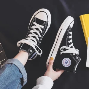 2025 Primavera e autunno nuovo studente stile coppia coreana scarpe da uomo alla moda Harajuku comode scarpe di tela alte 1