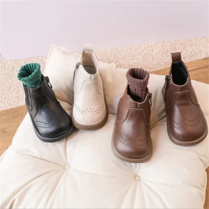 Nuove scarpe da bambino primaverili/autunnali stivaletti da bambino in pelle per bambini suola in gomma scarpe da neonato moda stivali da bambina 15-25 1