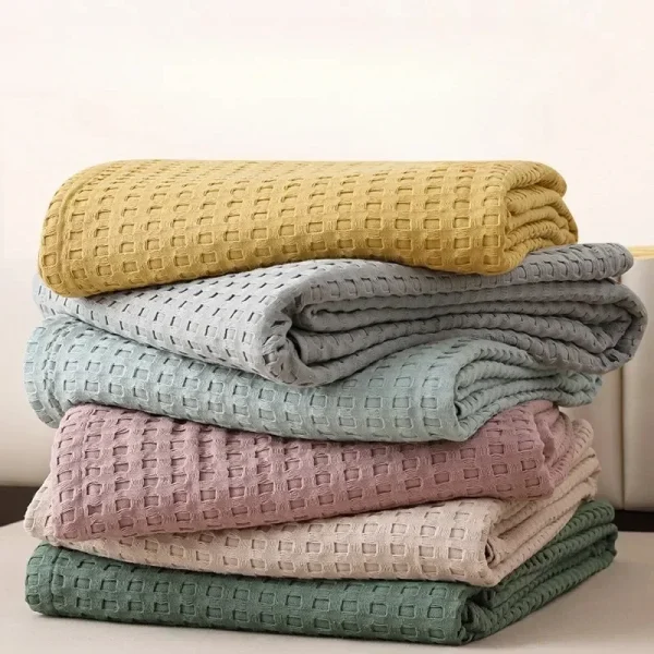 2024 Estate Waffle Plaid Coperta da letto in cotone Coperta da tiro Trapunta sottile Copriletto lavorato a maglia Home Hotel Coperte Verde Rosa Coperte da tiro 2
