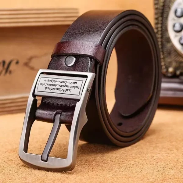 Nuova cintura da uomo in pelle di vacchetta moda lega di metallo fibbia ad ardiglione per adulti marchio di lusso jeans business casual cinturino in vita maschile marca 4