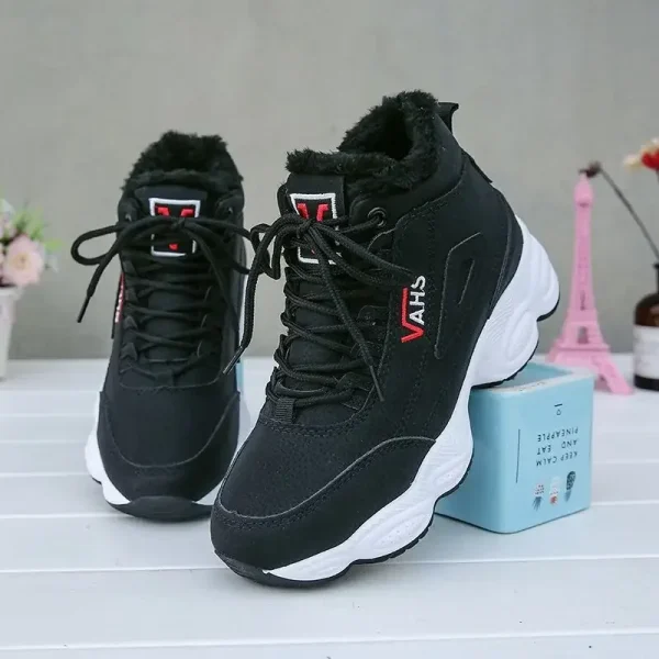 Nuove scarpe da ginnastica da donna con suola spessa invernali calde più scarpe di cotone in velluto scarpe da donna con plateau antiscivolo che aumentano l'altezza stivali da neve 5