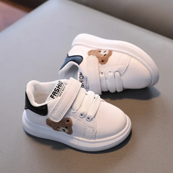 Scarpe da ginnastica per bambina da 1 a 6 anni Scarpe sportive alla moda per bambini Scarpe da tavolo per bambini traspiranti Scarpe per bambini 5