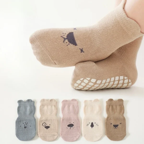 Simpatico cartone animato Primavera Autunno Calzini da pavimento in cotone per bambini Bambino Ragazzi Ragazze Cartoon Calzini antiscivolo per interni Accessori per bambini 1-5 anni 2