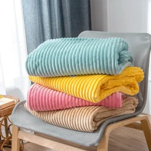 Coperte di flanella a righe per letti Solido colore rosa blu Morbido e caldo visone Copridivano Copriletto Coperte da viaggio per aereo da spiaggia 1