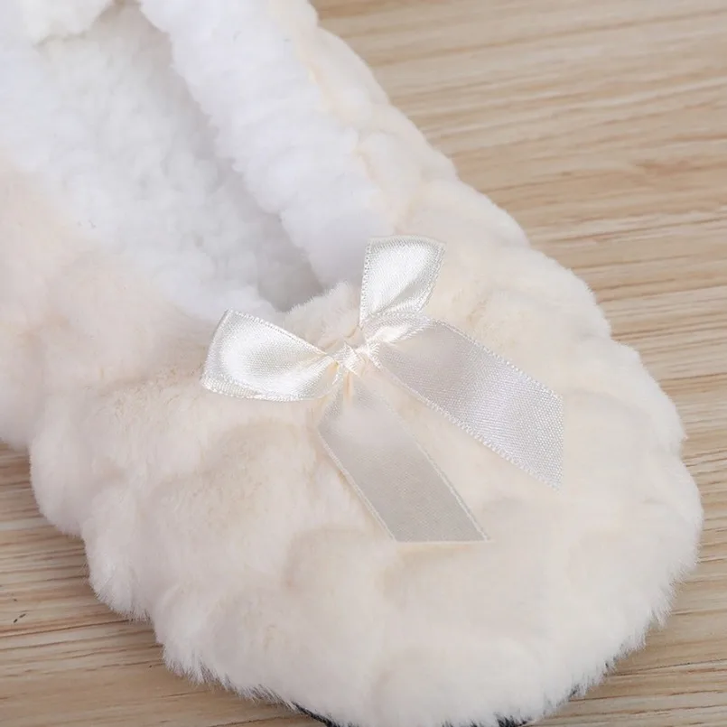 Pantofola invernale calda da donna per la casa in peluche morbida e soffice carina divertente per interni casa femminile antiscivolo scarpe da pavimento da donna cuore amore impugnatura 6