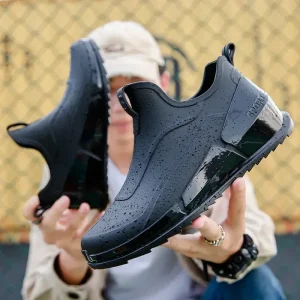 Stivali da pioggia da uomo scarpe impermeabili alla caviglia scarpe da lavoro Casual da pesca da uomo Slip on scarpe da pioggia antiscivolo scarpe da cucina in gomma da donna 1