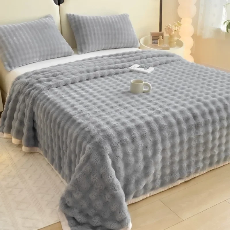 La coperta in velluto di latte di velluto a bolle da 1 pezzo è morbida, calda e traspirante e può essere utilizzata come coperta, lenzuolo o coperta 3