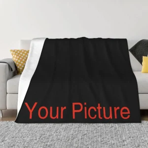 La tua foto Coperta Coperta in pile di corallo peluche personalizzata Stampa fai-da-te su richiesta Dropshipping Coperte calde per copriletto da letto 1