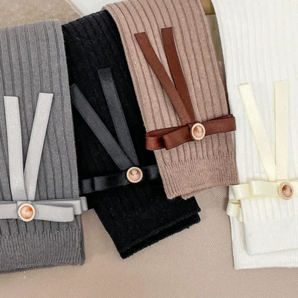 Nuovi calzini a metà polpaccio per ragazze per bambini autunno primavera calze da scuola per bambini in morbido cotone nero bianco calzini con fiocco carino 3